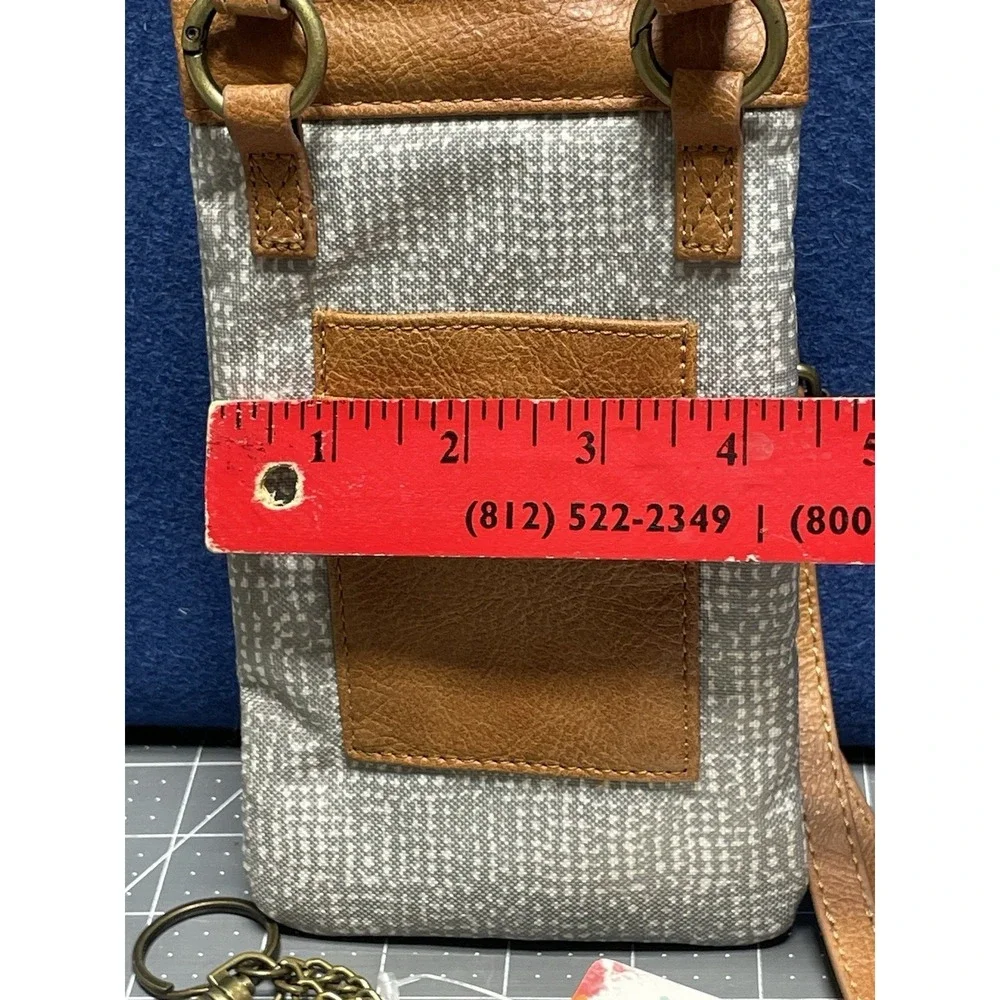 Thirty One 31 Dialed In‎ Phone Purse Soft Gray